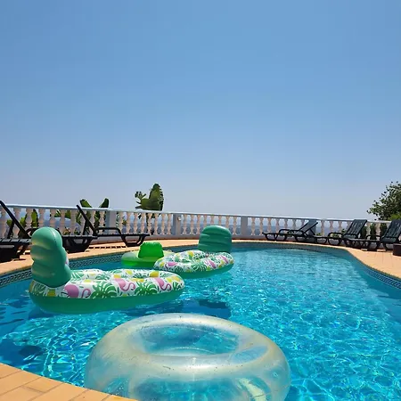 Willa Quinta Da Violeta Loulé